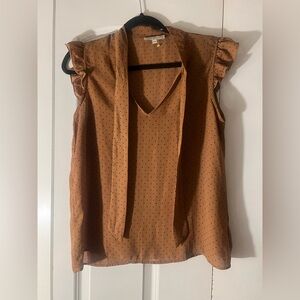 Blousology Sleeveless Tie-Neck Polka Dot Top in Rust